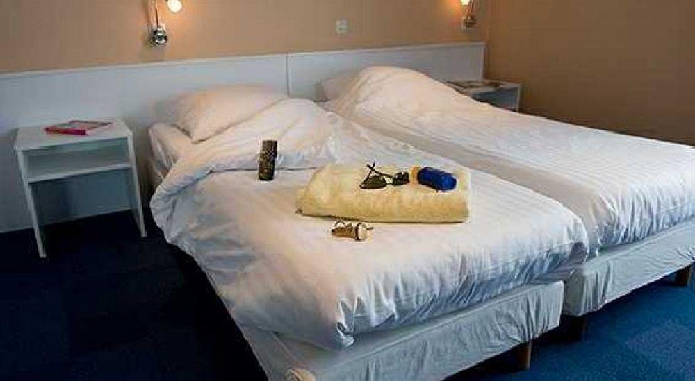 Hotel Restaurant Anno Nu Осткапеле Екстериор снимка