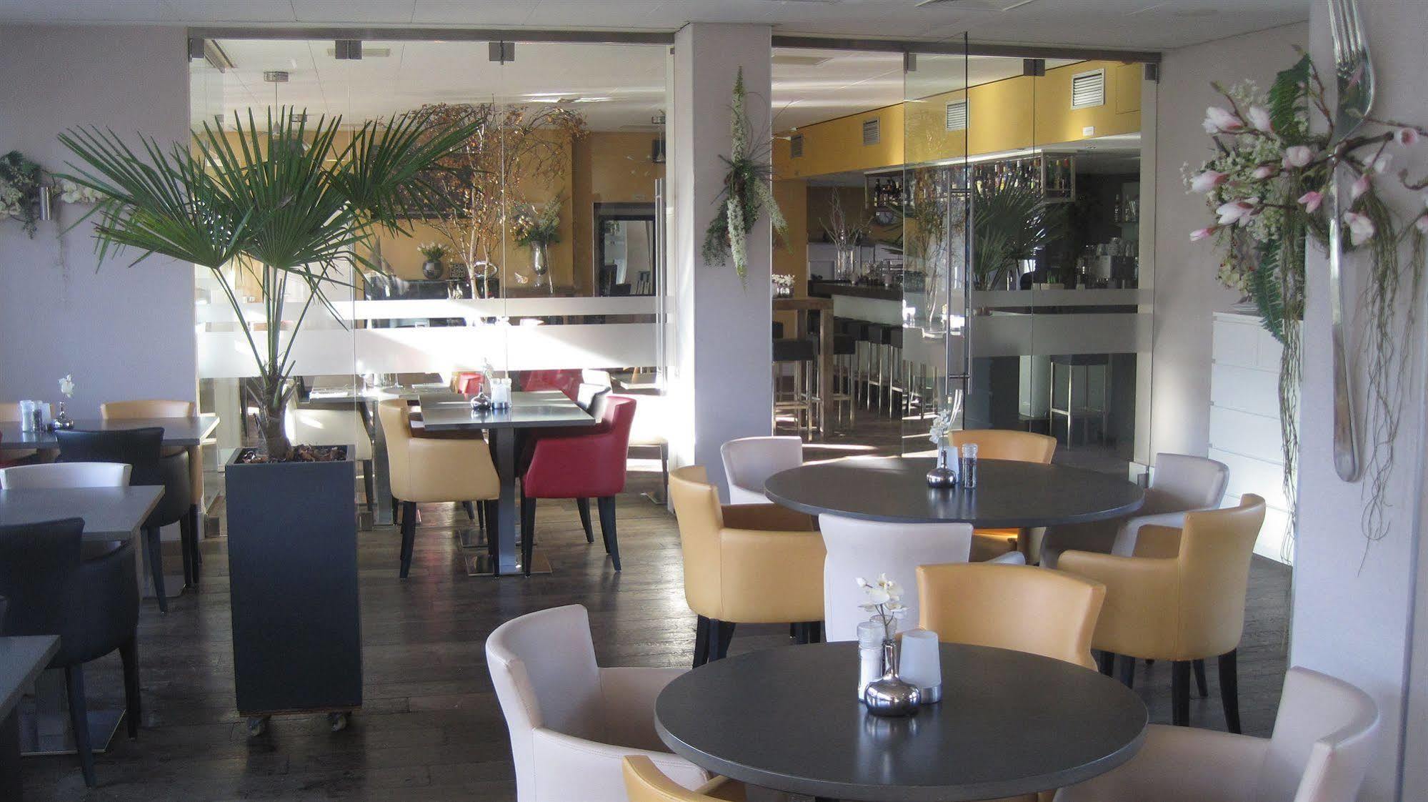Hotel Restaurant Anno Nu Осткапеле Екстериор снимка